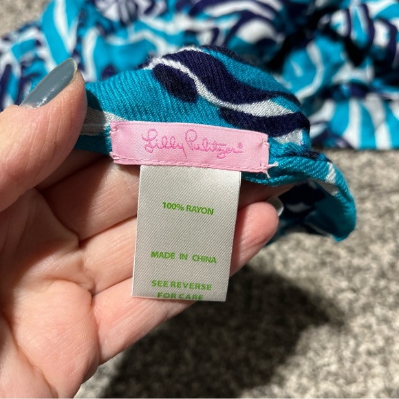 Lilly Pulitzer Lillian Oversized Scarf I'm Game $98 48" x 80" - Picture 4 of 7